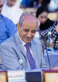 الأمين العام يعزي برحيل القامة الاقتصادية علوان الشيباني