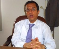 الحكومة تستنكر محاصرة منزل المخلافي وأمن العاصمة ينفي ما تناقلته وسائل اعلام المؤتمر من حدوث جريمة اغتصاب في حي السنينة