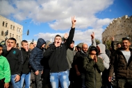 انتفاضة فلسطينية وردود افعال دولية وعربية رافضة قرار ترمب اعتبار القدس عاصمة اسرائيل