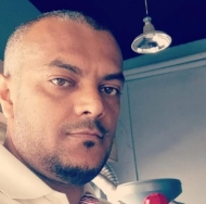 منظمة دولية تعلق عملياتها الإنسانية في مناطق الحوثيين بعد وفاة أحد موظفيها داخل سجن بصنعاء