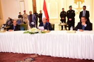 هادي يدعو الشعب اليمني الى الالتحام بالجيش الوطني في الجبهات